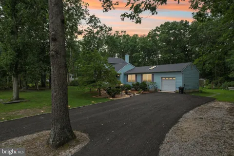441 E BIRD VILLAGE ROAD