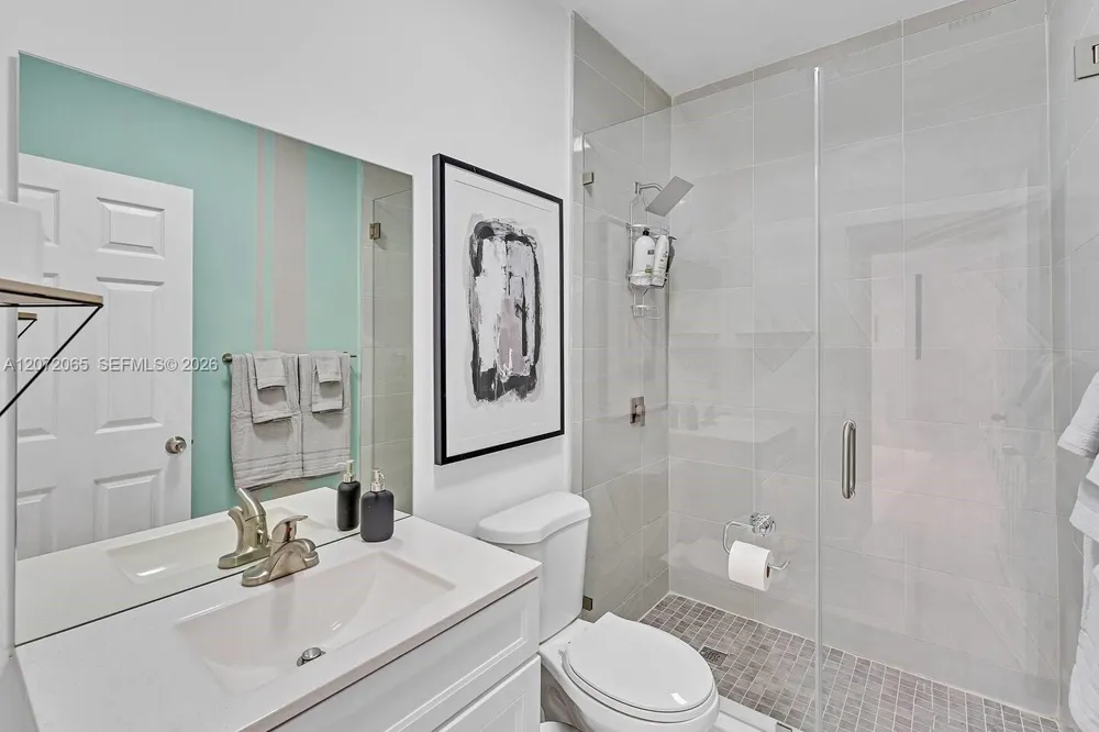 10245 SW 212th St Cutler Bay, FL 33189