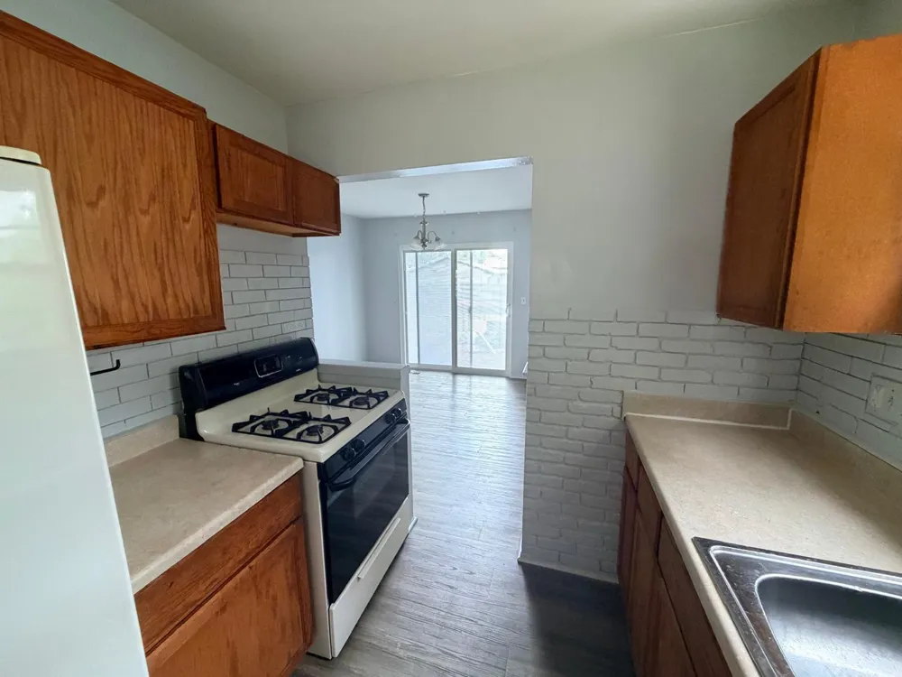 30058 Halecreek Street Romulus, MI 48174
