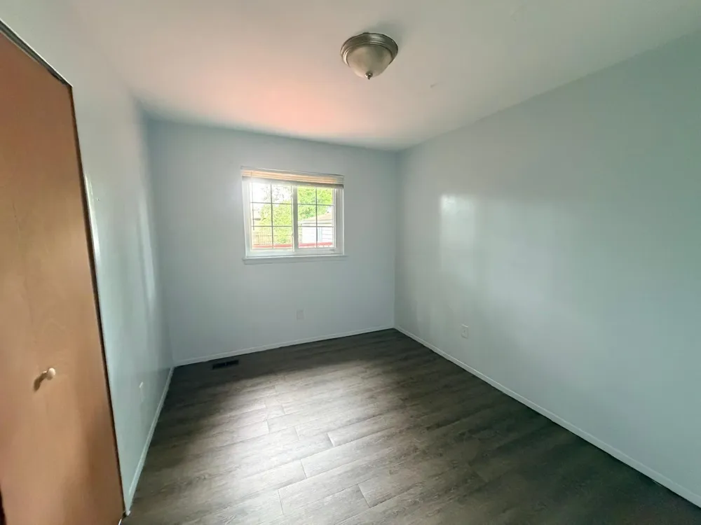 30058 Halecreek Street Romulus, MI 48174