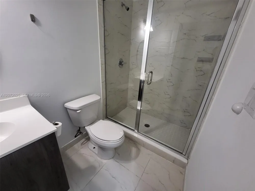 15560 SW 136th St #213 Miami, FL 33196