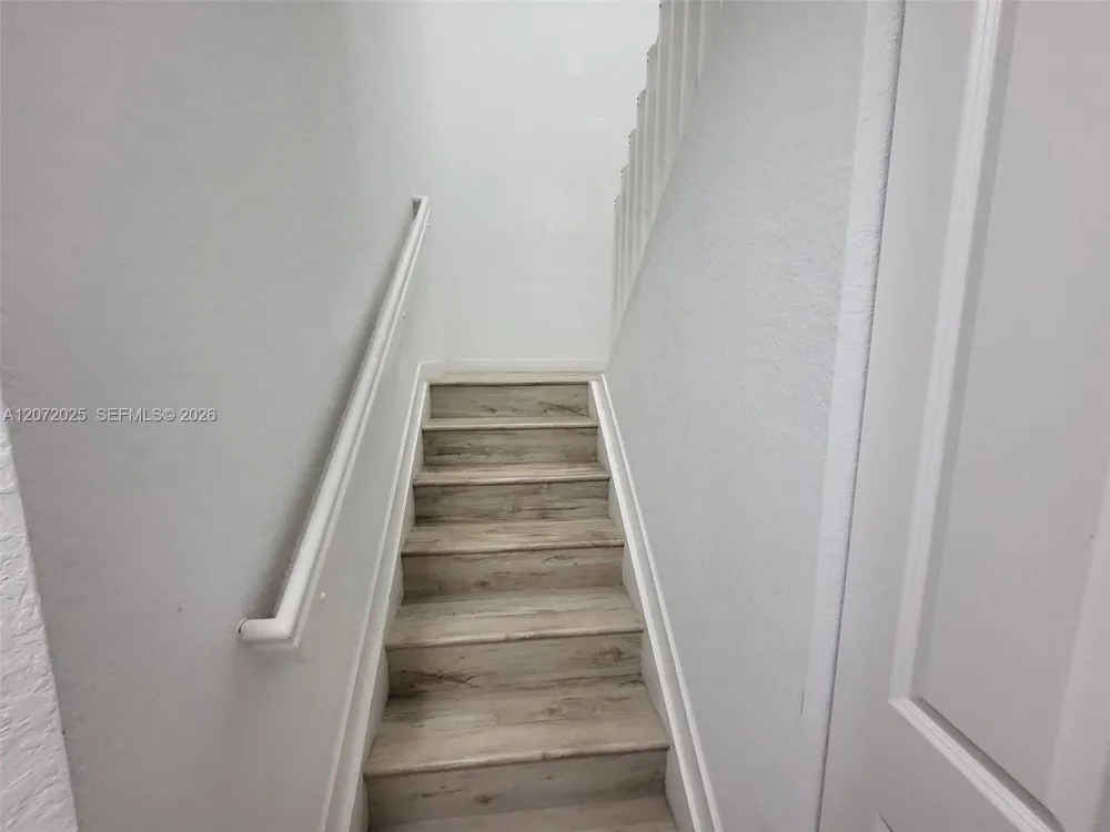 15560 SW 136th St #213 Miami, FL 33196