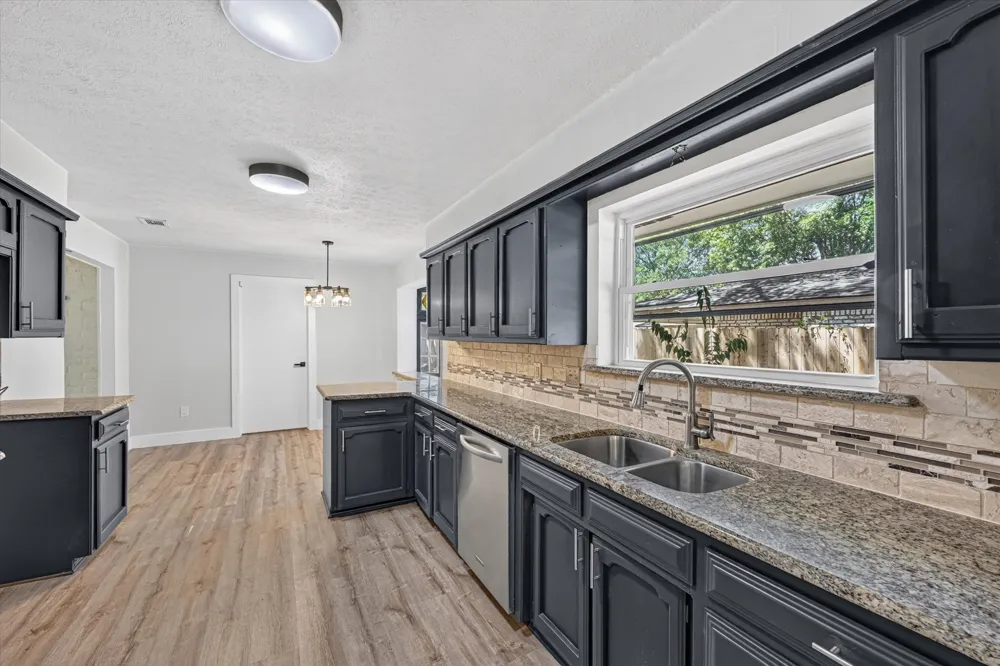 1450 Juniper Lane Lewisville, TX 75077