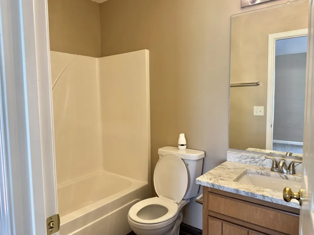 1204 Lakewalk Dr Antioch, TN 37013