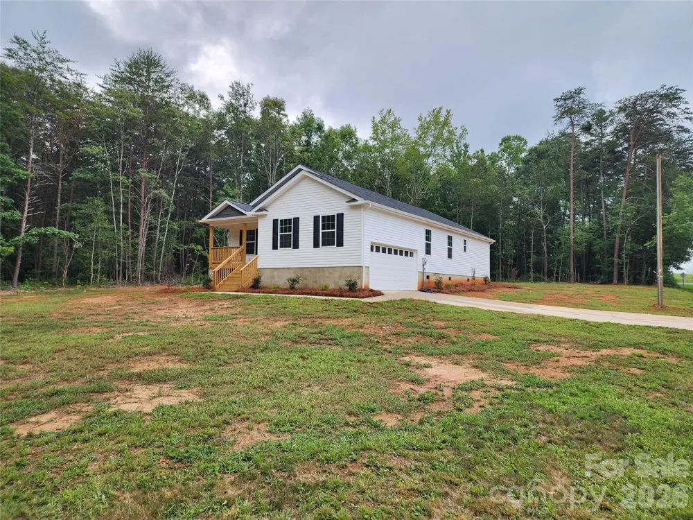5900 Flamingo Drive #4 Conover, NC 28613