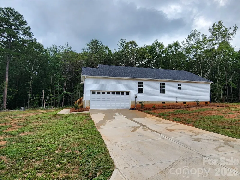 5900 Flamingo Drive #4 Conover, NC 28613