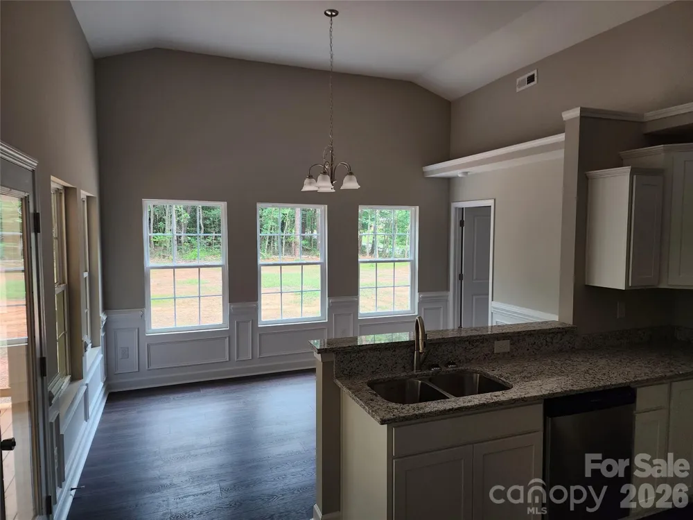 5900 Flamingo Drive #4 Conover, NC 28613