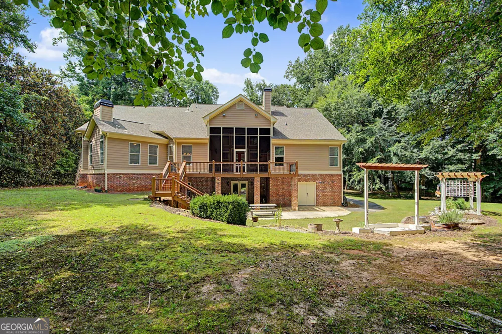 1223 Savannah LN Monroe, GA 30655