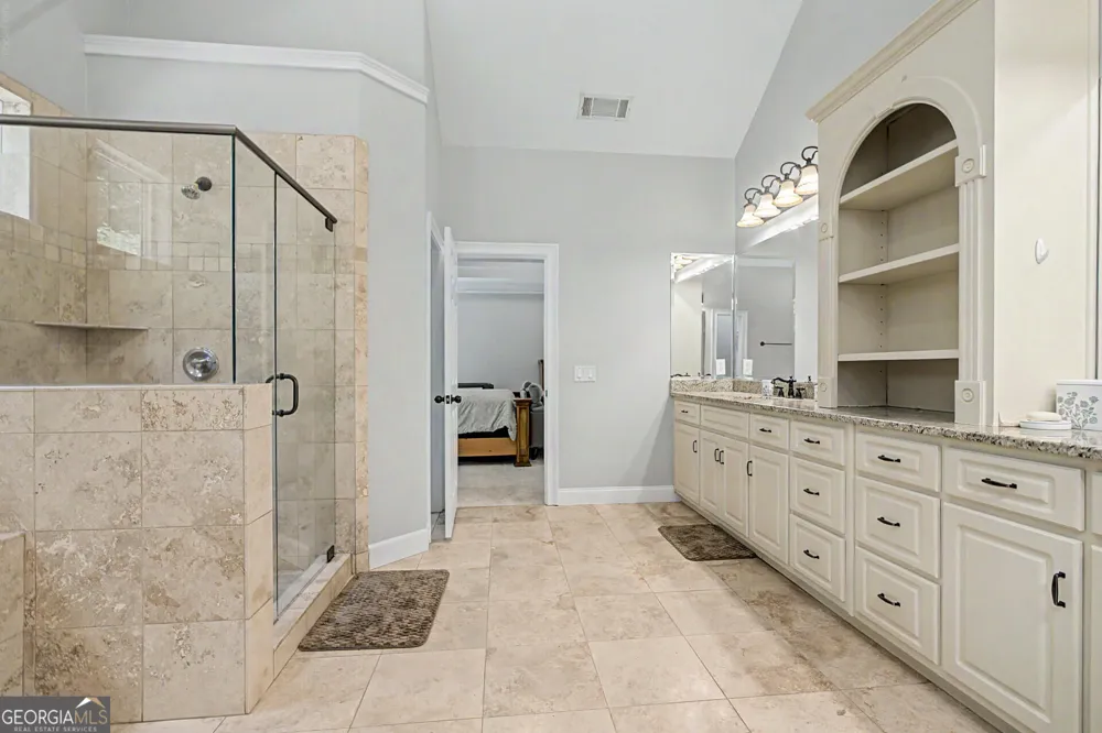 1223 Savannah LN Monroe, GA 30655