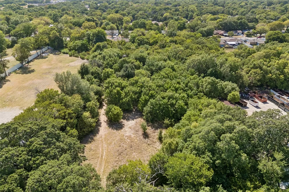 335 S St Augustine Dallas, TX 75217