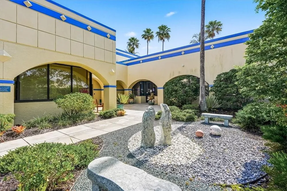 1425 Creech Road Naples, FL 34103