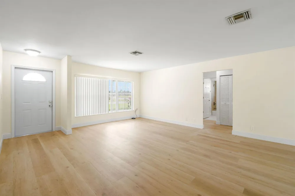 722 SE Arton Lane Port St. Lucie, FL 34983