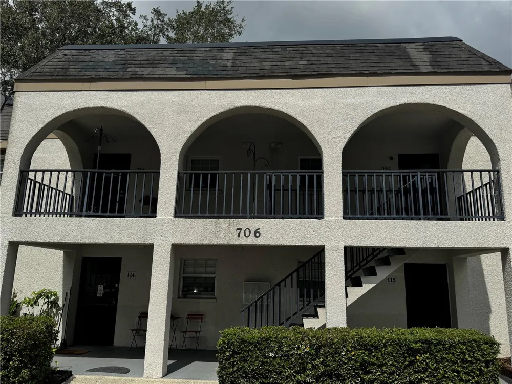 706 OAKGROVE DRIVE #114 Brandon, FL 33510