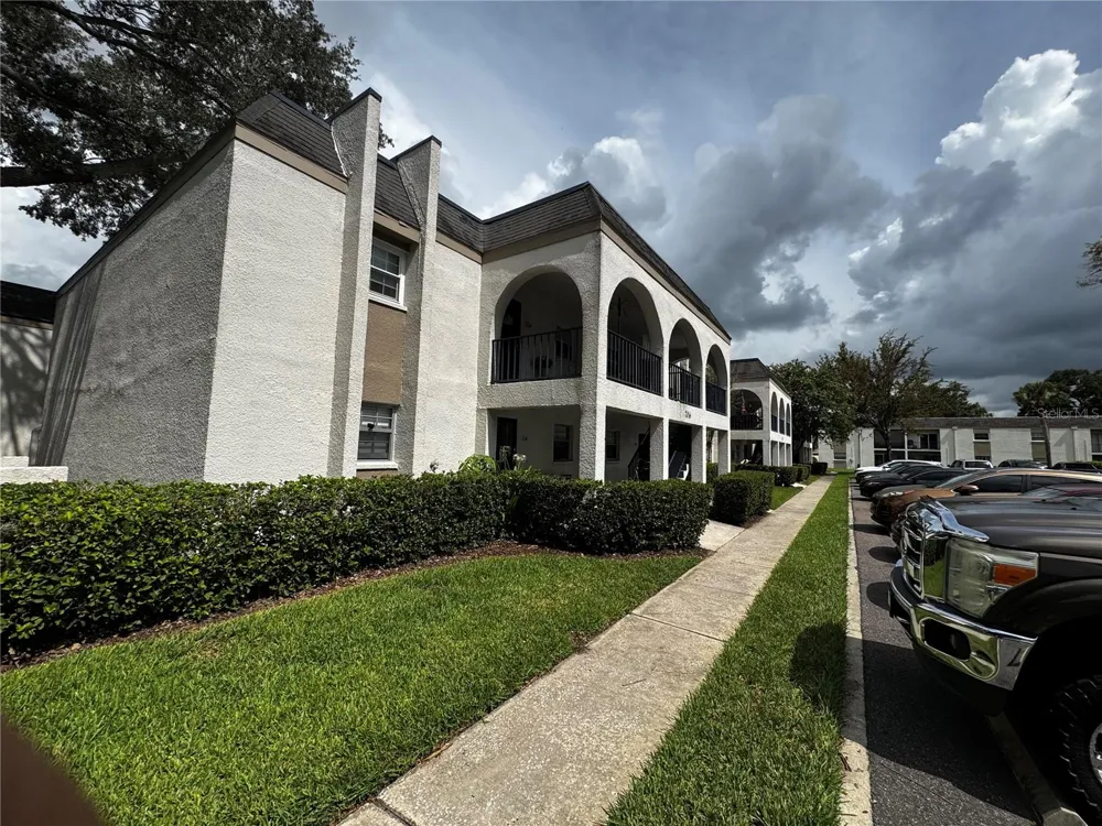 706 OAKGROVE DRIVE #114 Brandon, FL 33510