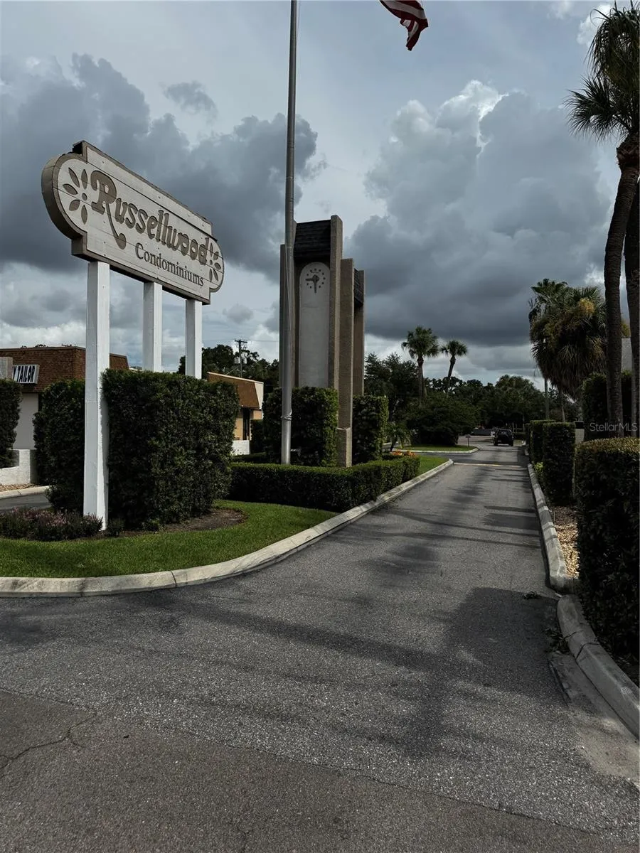706 OAKGROVE DRIVE #114 Brandon, FL 33510