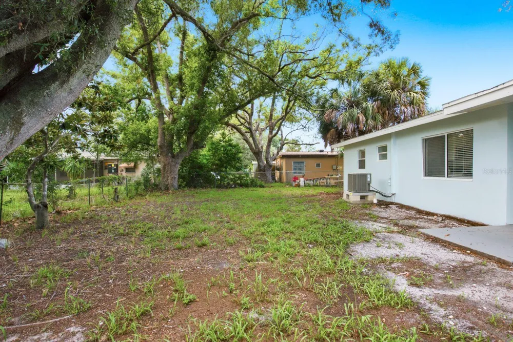 5307 BERKLEY ROAD New Port Richey, FL 34652