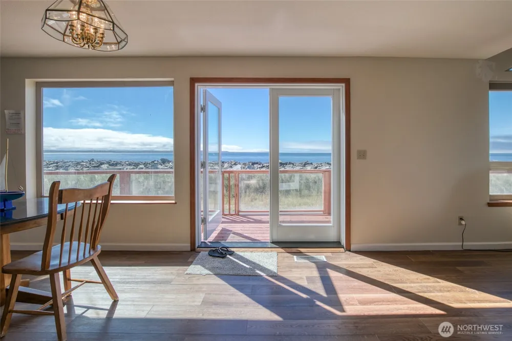 1497 E Ocean Shores Boulevard SW Ocean Shores, WA 98569