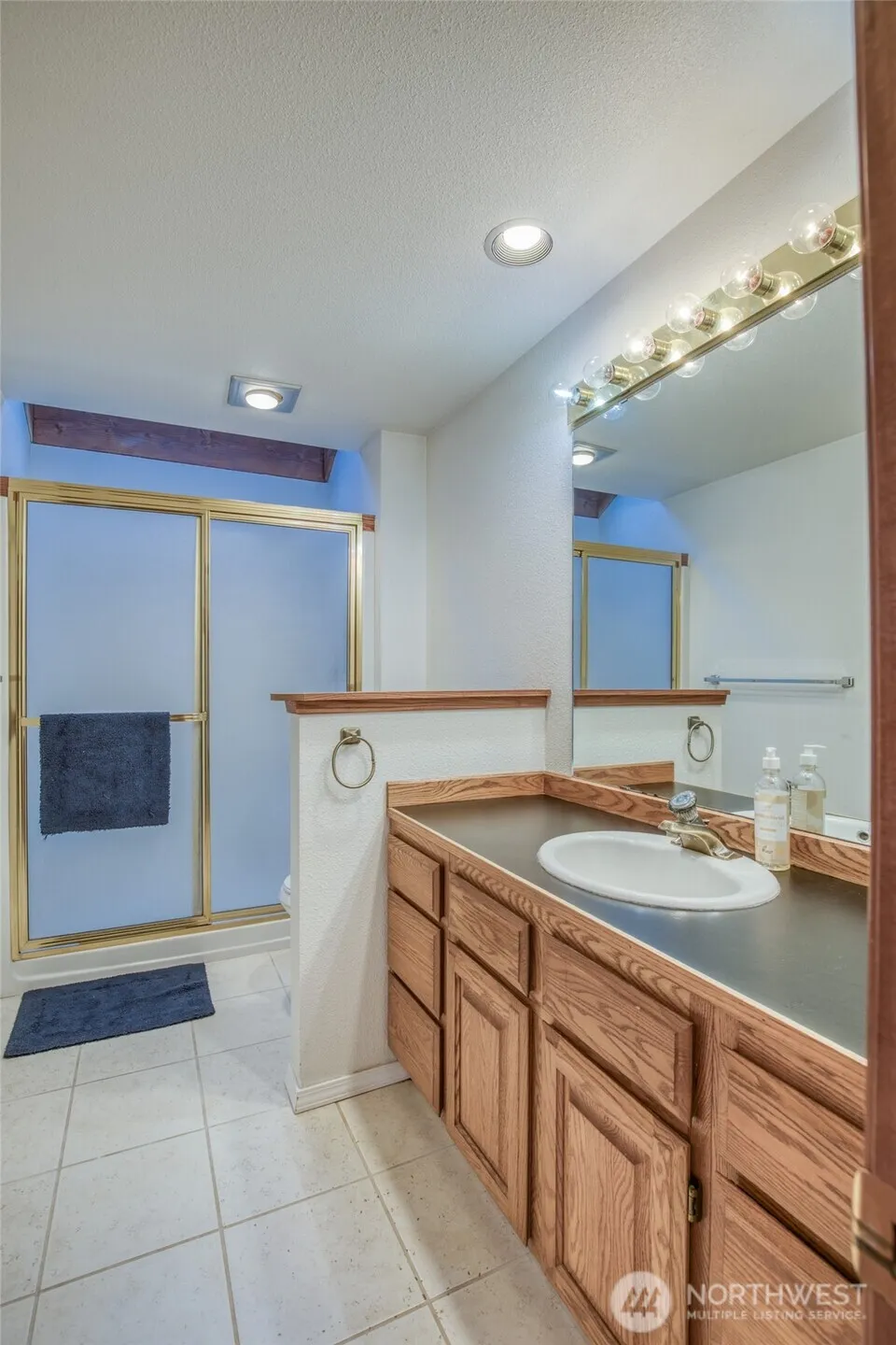 1497 E Ocean Shores Boulevard SW Ocean Shores, WA 98569