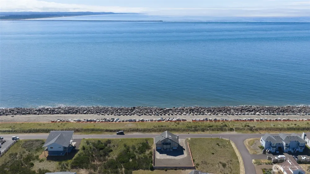 1497 E Ocean Shores Boulevard SW Ocean Shores, WA 98569