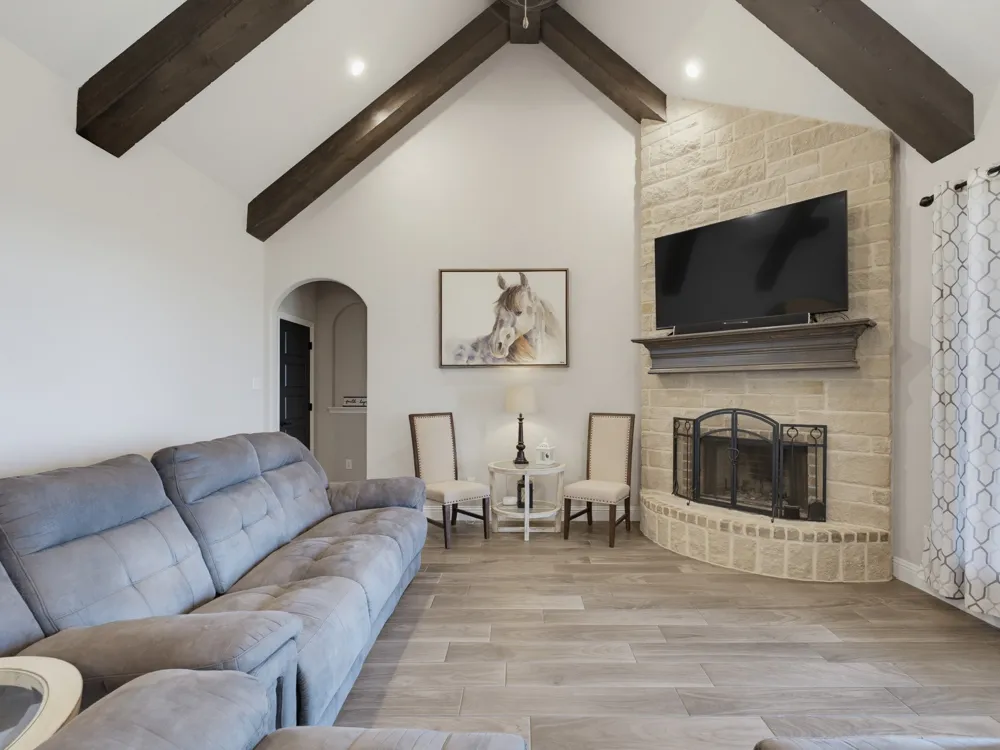 139 Bluff Ridge Court Paradise, TX 76073