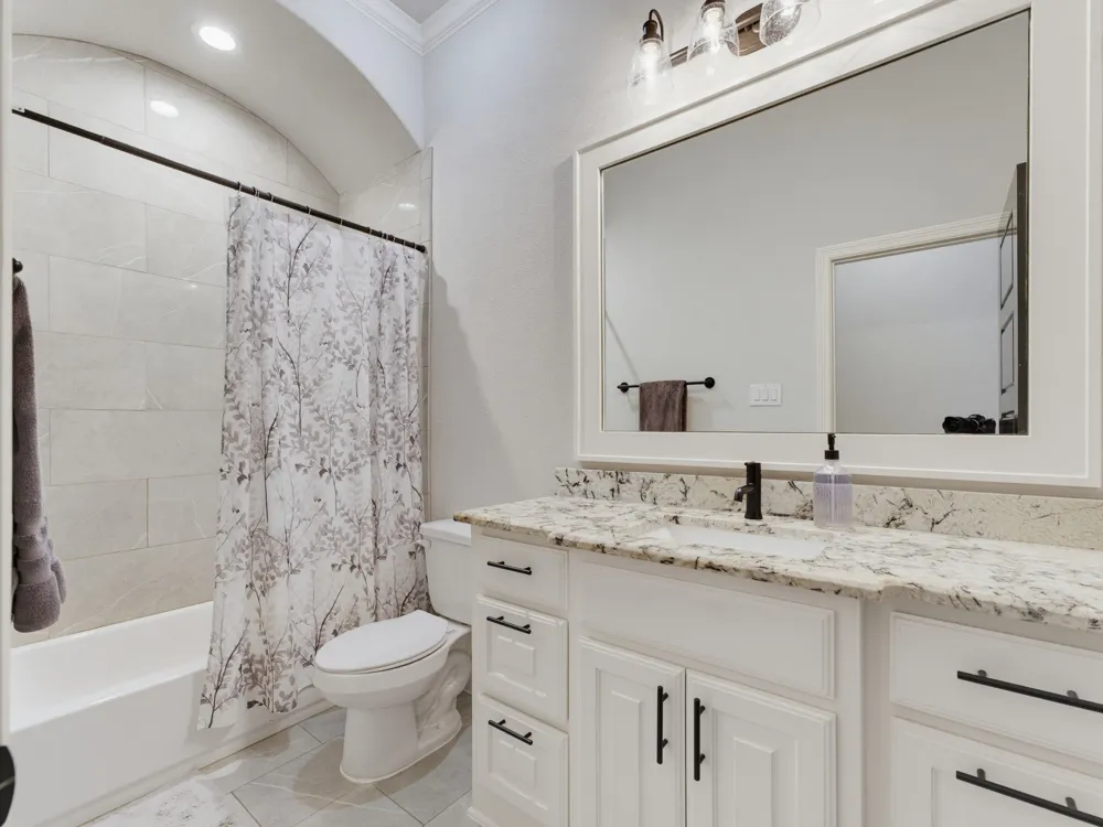 139 Bluff Ridge Court Paradise, TX 76073
