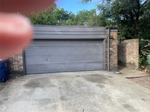 810 Clarissa Place