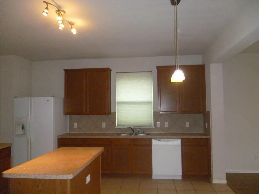 3407 Melvin Drive Wylie, TX 75098