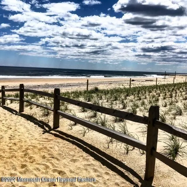 159 Wharfside Drive Monmouth Beach, NJ 07750