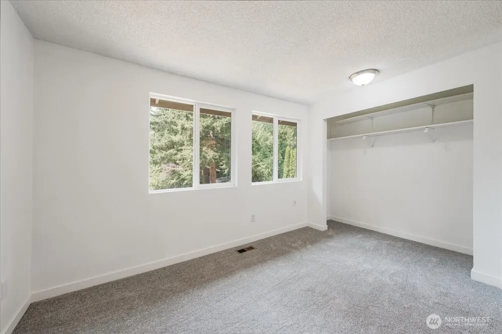 5905 147th Street SW Edmonds, WA 98026