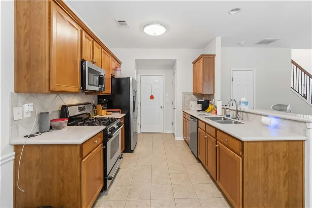 105 Finchley Drive Roswell, GA 30076