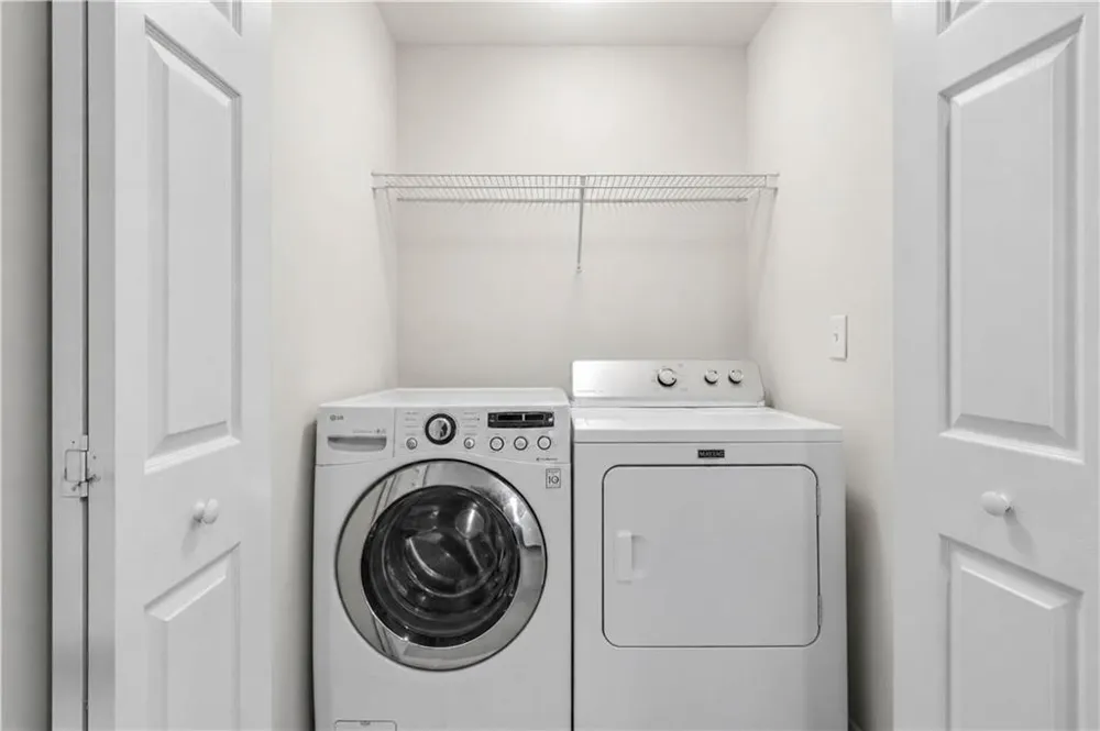 105 Finchley Drive Roswell, GA 30076