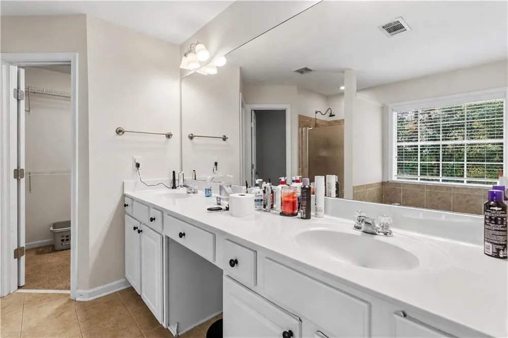 105 Finchley Drive Roswell, GA 30076