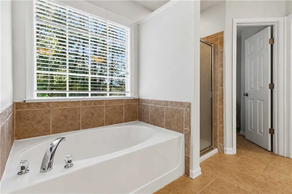 105 Finchley Drive Roswell, GA 30076