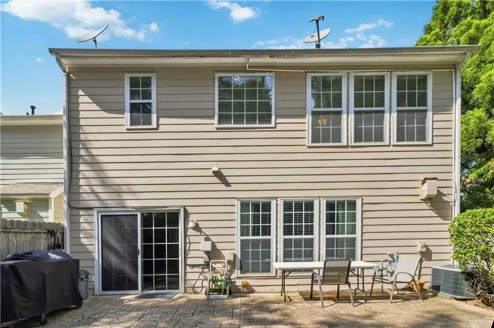 105 Finchley Drive Roswell, GA 30076