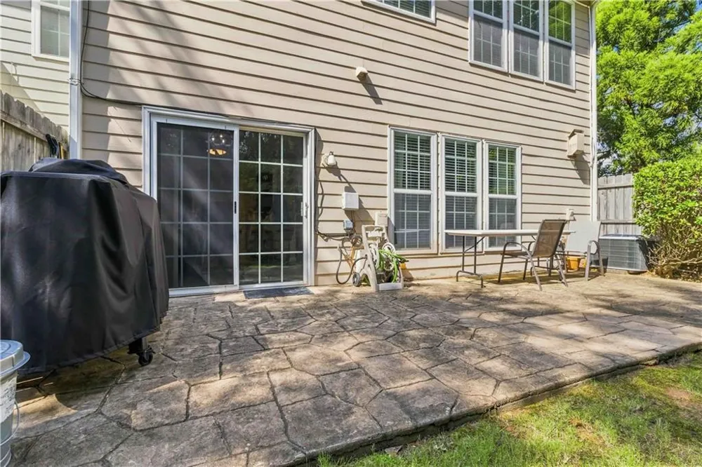 105 Finchley Drive Roswell, GA 30076