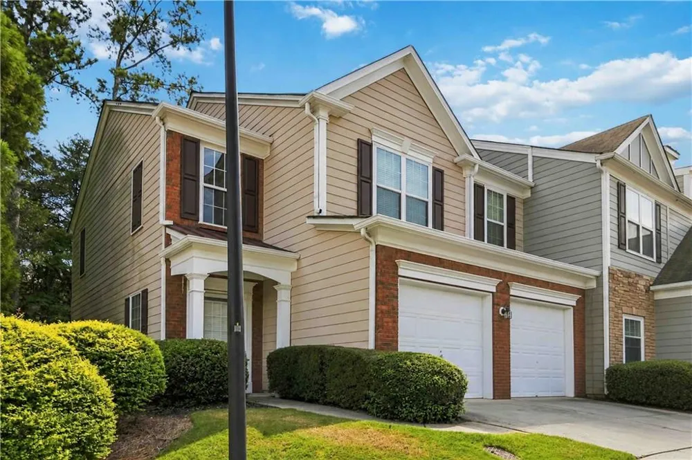 105 Finchley Drive Roswell, GA 30076