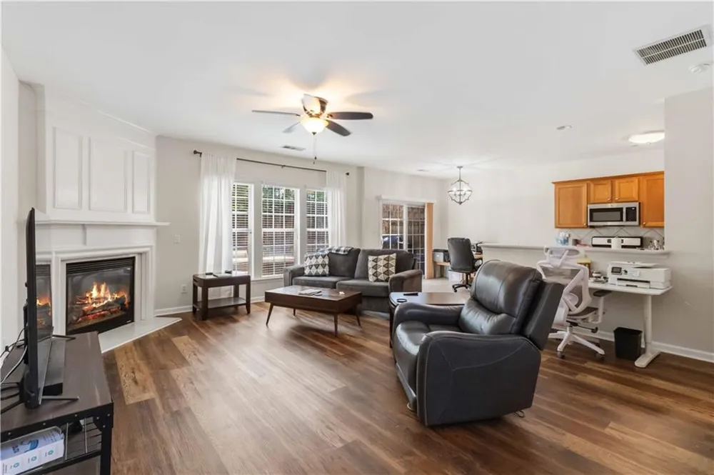 105 Finchley Drive Roswell, GA 30076