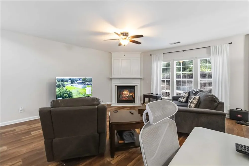 105 Finchley Drive Roswell, GA 30076