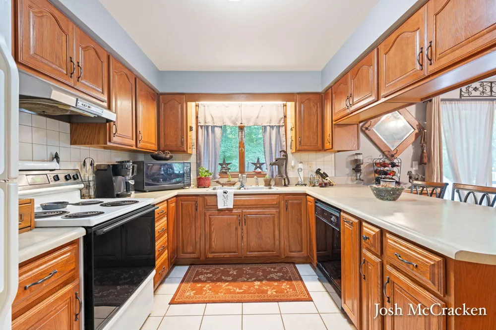 11339 Alpine Road Stanwood, MI 49346