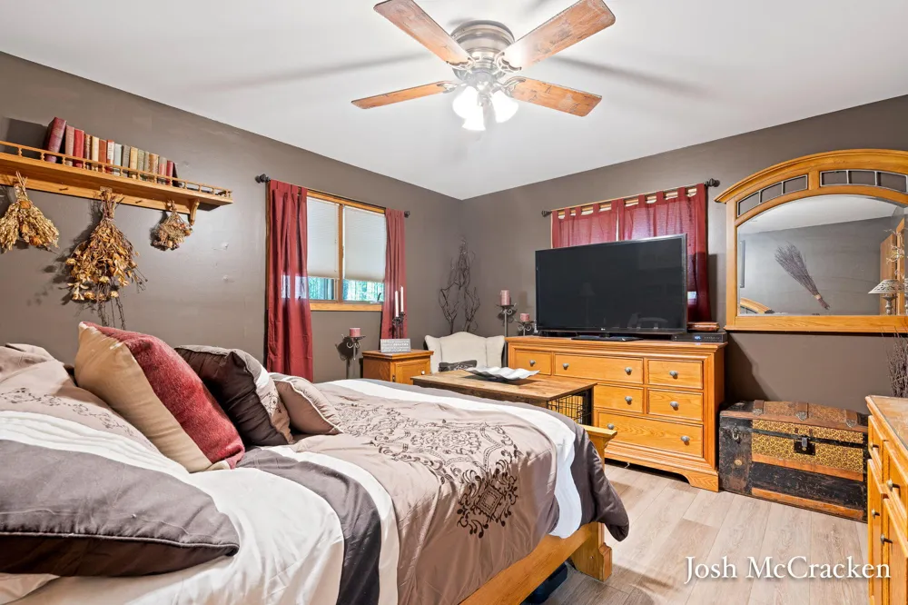 11339 Alpine Road Stanwood, MI 49346