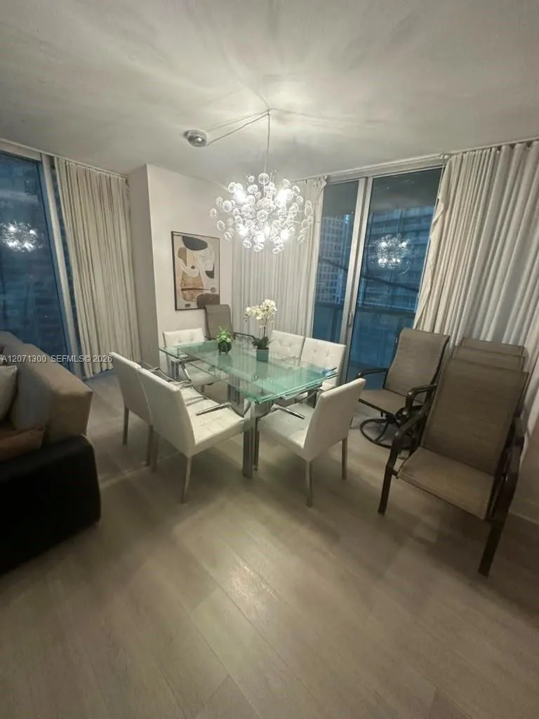 485 Brickell Ave #1908 Miami, FL 33131