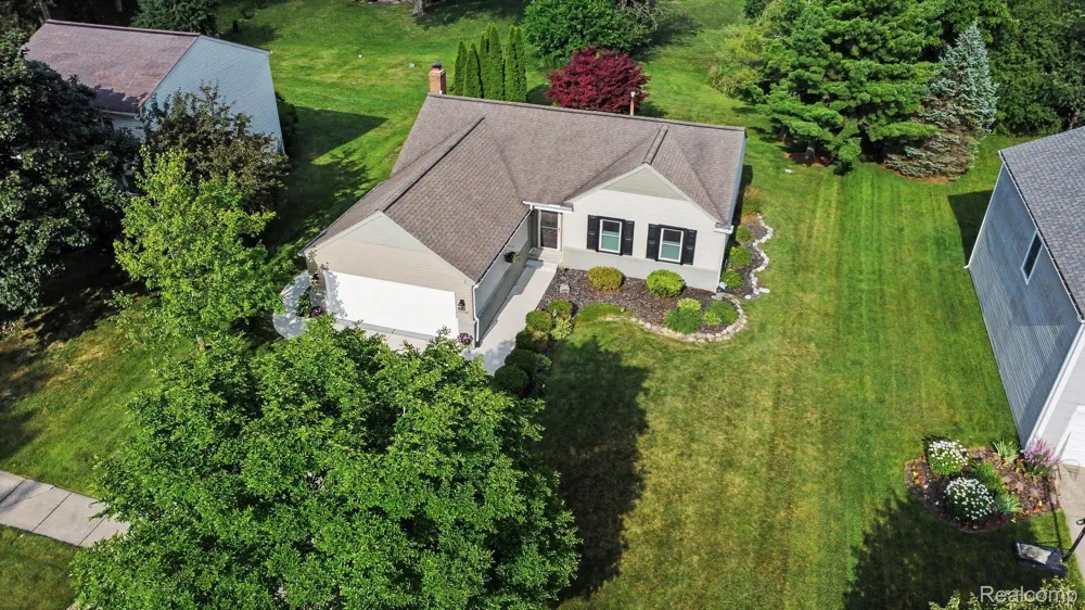 24404 Jamestowne Road Novi City, MI 48375