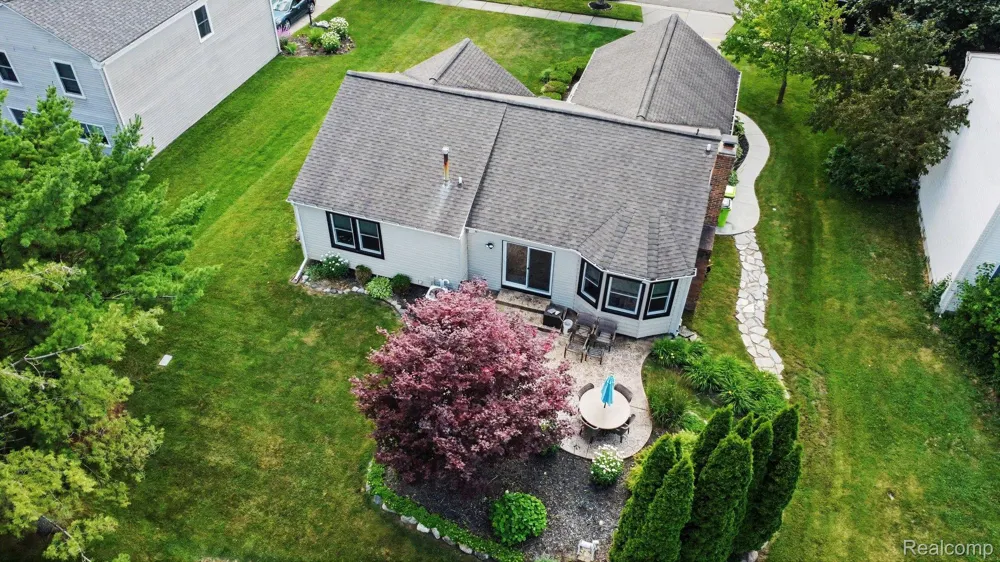 24404 Jamestowne Road Novi City, MI 48375