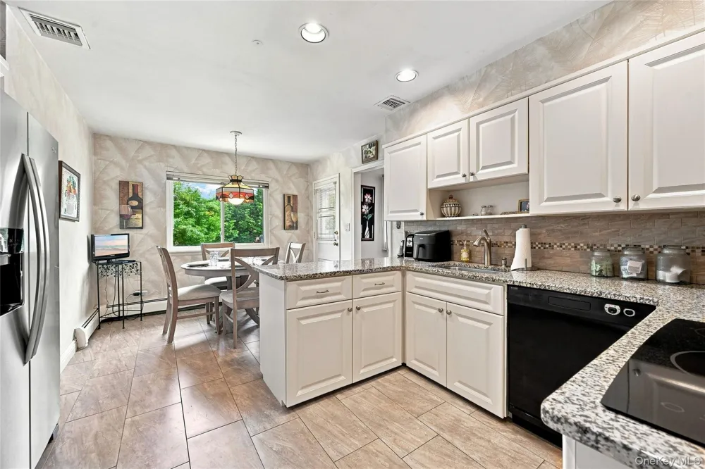 3165 Clubhouse Road Merrick, NY 11566