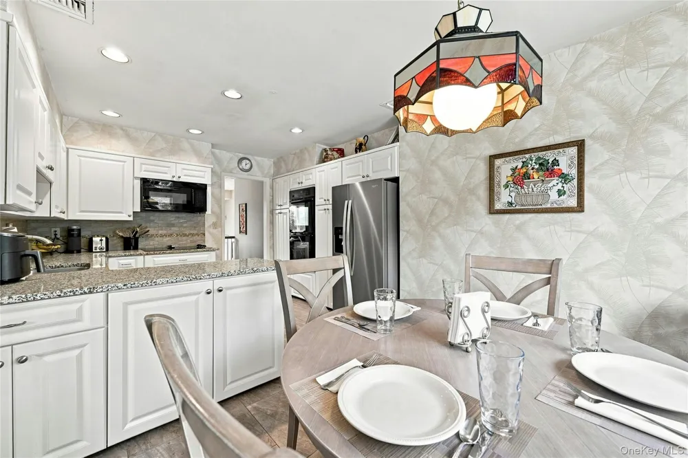 3165 Clubhouse Road Merrick, NY 11566