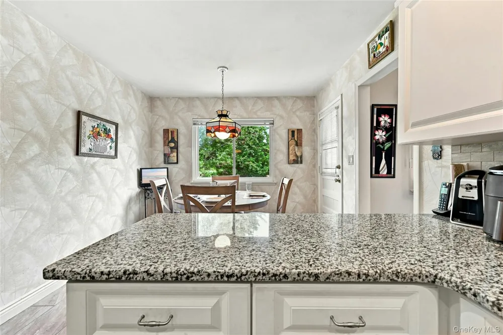3165 Clubhouse Road Merrick, NY 11566