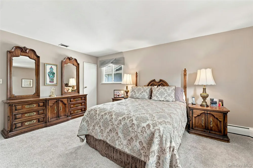 3165 Clubhouse Road Merrick, NY 11566