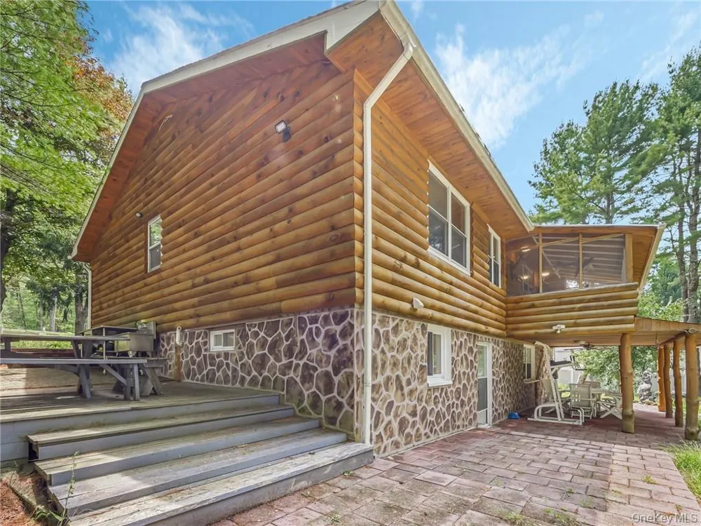 2 Hollowaty Kosak Road Glen Spey, NY 12737