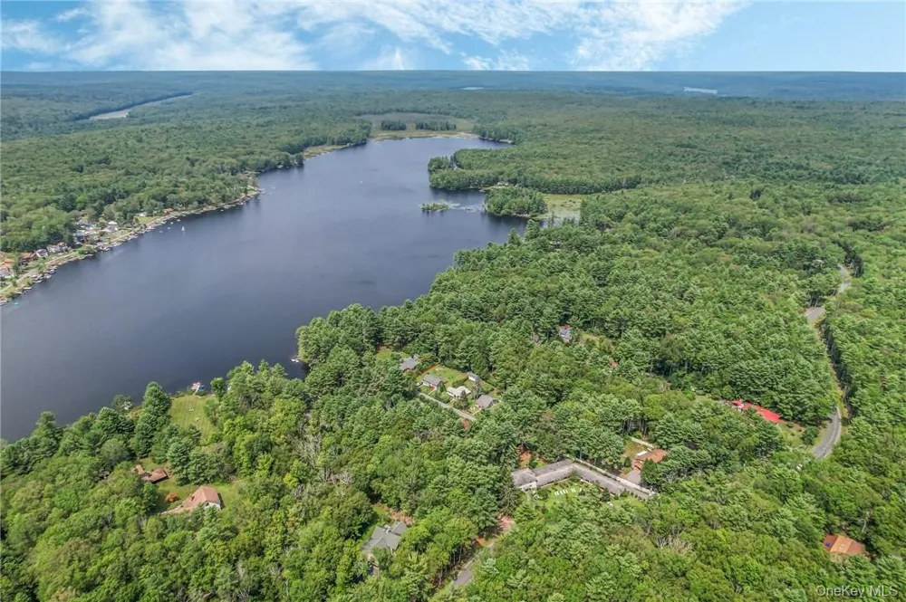 2 Hollowaty Kosak Road Glen Spey, NY 12737
