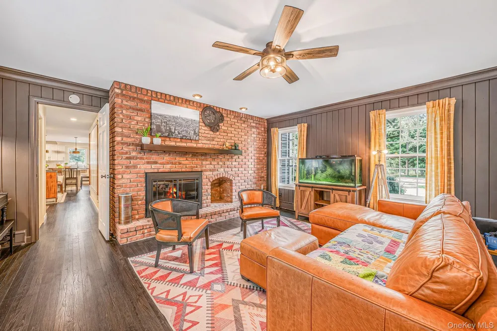 22 Ashley Lane Shoreham, NY 11786
